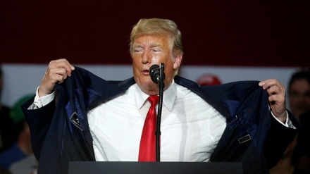 АҚШ намояндалар мажлисида Трампга импичмент эълон қилишни истайдиганлар сони кўпаймоқда