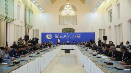 روحانی: باید از ظرفیت مجامع بین‌المللی حقوقی استفاده کرد 