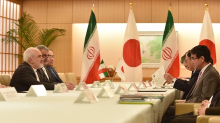 イラン外相、「核合意維持の方法は、イランの経済関係の円滑化」