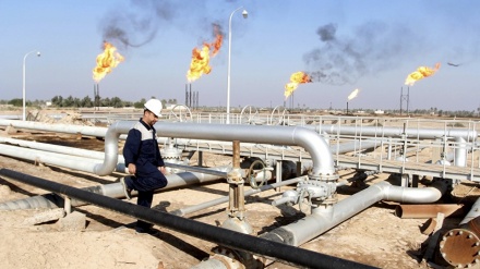 Миннефти Ирака продолжает закупки иранского наза