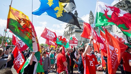 イギリス・ウェールズの住民らが、同国からの独立を要求（動画）