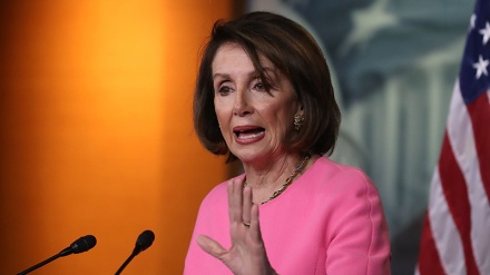 Pelosi kritikon Donald Trump