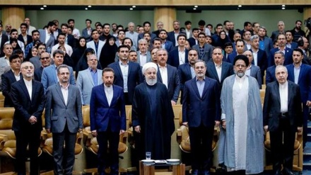 prezident Ruhani:her bir duşman Eýranyň garşysynda ýeňiljekdir
