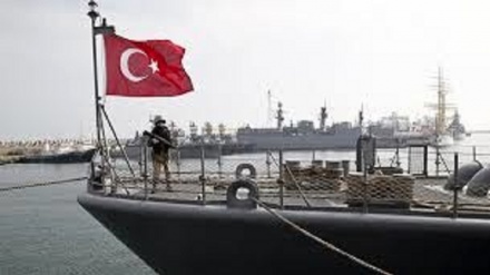 Türkiye'de Deniz Kuvvetleri'nde 26 asker gözaltına alındı