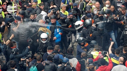 Enfrentamientos en París en manifestación del 1 de mayo+Fotos