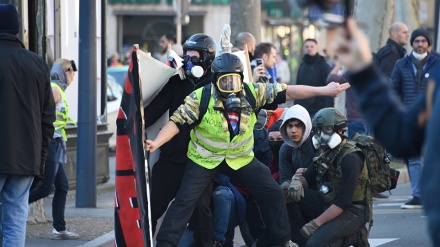 Gilets jaunes: intrusion de manifestants dans la mairie de Toulouse 