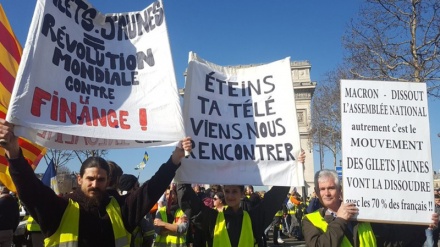 «Les “gilets jaunes”, c’est nous»