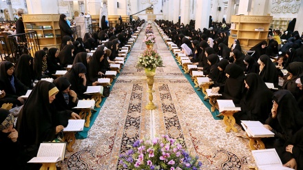 Tadarus di Kompleks Sayidah Fatimah Maksumah sa