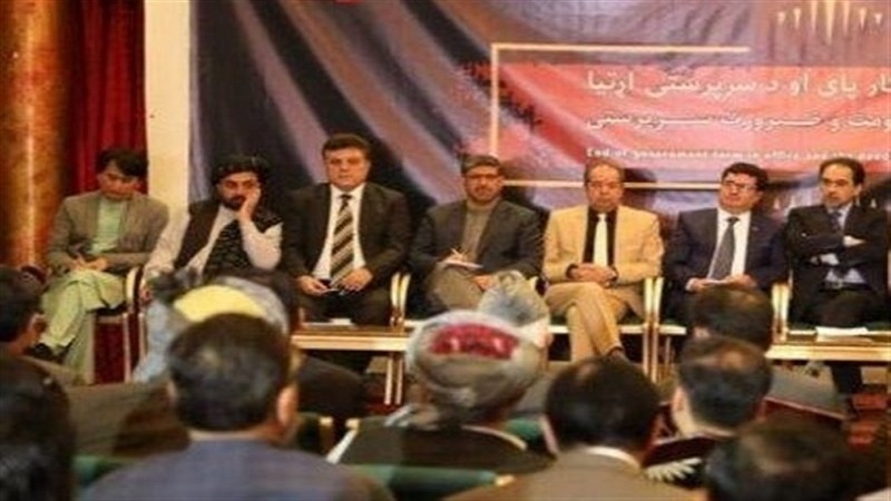 انتقاد برخی از نامزدان ریاست جمهوری افغانستان از استفاده نکردن از دستگاه بیومتریک برای انتخابات 