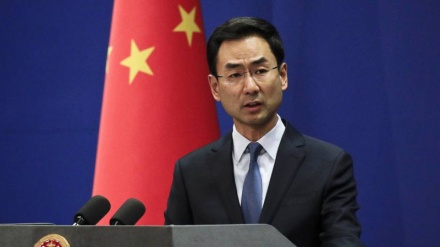 中国、「アメリカの圧力に屈しない」