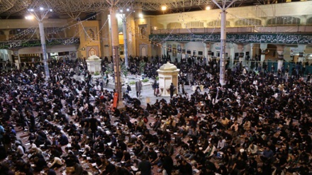 世界各地で、イスラム教徒が「ガドルの夜」の儀式