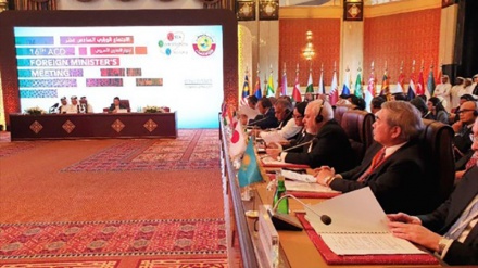 イラン外相、「地域における数々の危機は、アメリカの挑発行為の産物」