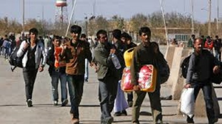 بازگشت بیش از سه میلیون مهاجر افغان از ایران و پاکستان