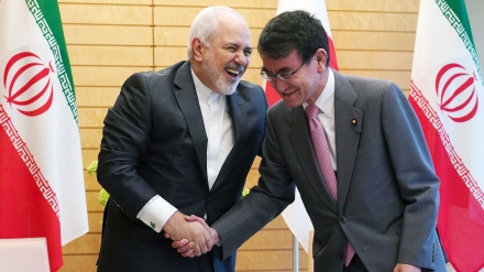 Takimet e Zarif në Japoni