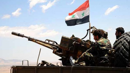 Ejército sirio ataca posiciones de Daesh en Hama