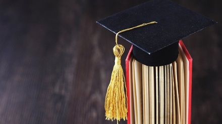 Rusia y España prevén actualizar el acuerdo de reconocimiento de títulos profesionales