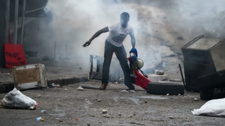 Haitianos protestan contra la inseguridad en Puerto Príncipe(Video+Fotos)