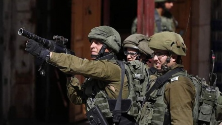 Pasukan Zionis Tangkap Remaja Palestina