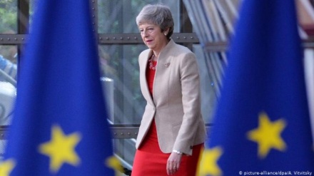 May lë të vetmen trashëgimi politike një vend të ndarë