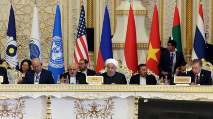 イラン大統領「イランは世界の他の地域へのテロの拡散を防いできた」