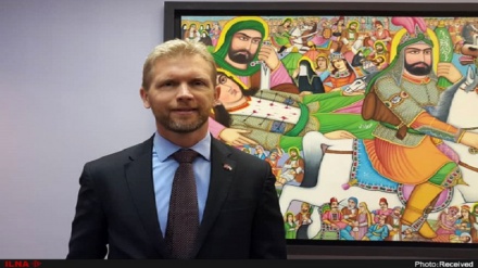 سفیر نروژ در ایران: خدمات ایران به مهاجران افغانستانی مورد توجه نروژ است