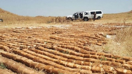 シリアで、テロリストからアメリカ製爆薬数トンが摘発