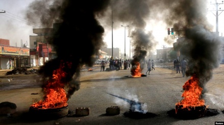 Opozita në Sudan thotë se ka nxjerrë dhjetëra trupa të vdekur nga lumi