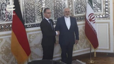 آلمان: تحریم «ظریف» را درست نمی دانیم