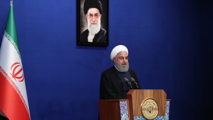 イラン大統領、「イランは決して専横者や過剰な要求に屈しない」