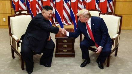 আবারো কিম জং উনের সঙ্গে বৈঠক করলেন ট্রাম্প