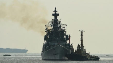 India Kerahkan Kapal Perang ke Laut Oman dan Teluk Persia