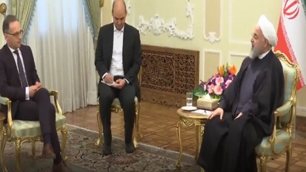 Rohani: Europa debe resistir ante medidas de EEUU contra Irán+Video