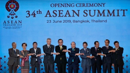 KTT Ke-34 ASEAN di Bangkok dan Muslim Rohingya