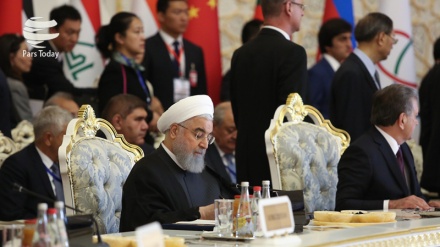 Rouhani: Iran Cegah Terorisme Meluas ke Wilayah Dunia Lain