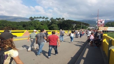  Reabre Venezuela pasos fronterizos con Colombia en Táchira