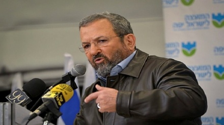 אהוד ברק שוקל לחזור למערכת הפוליטית  