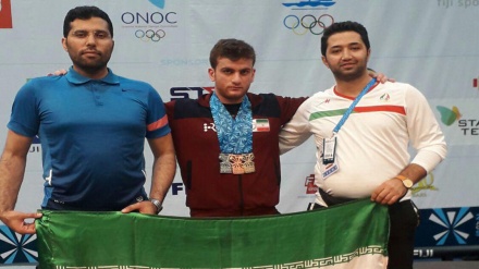 イランの重量挙げ選手が、フィジー世界重量挙げ選手権で２位