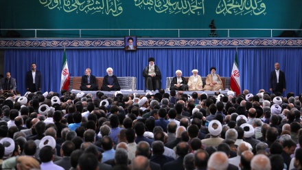 イラン最高指導者、「イスラム諸国はパレスチナに居座る強奪的な敵に立ち向かうべき」