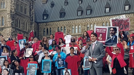 カナダで、先住民族の女性に対する集団虐殺が発覚