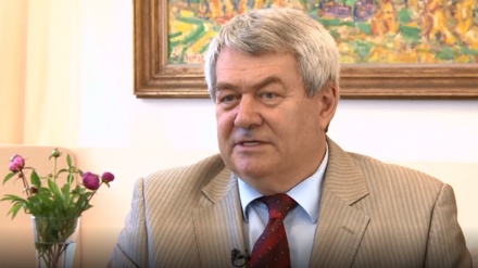 チェコ代議院議会副議長、「アメリカは国際的な取り決めに違反」（動画）