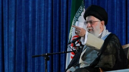 Iran, Ayatollah Kamenei: 