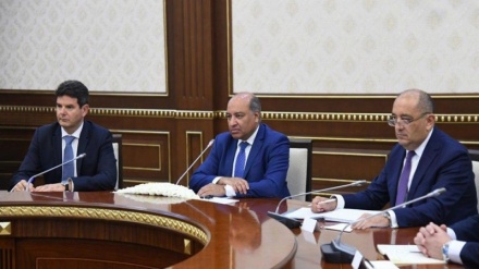 Шавкат Мирзиёев Европа тикланиш ва тараққиёт банки президенти Сума Чакрабартини қабул қилди