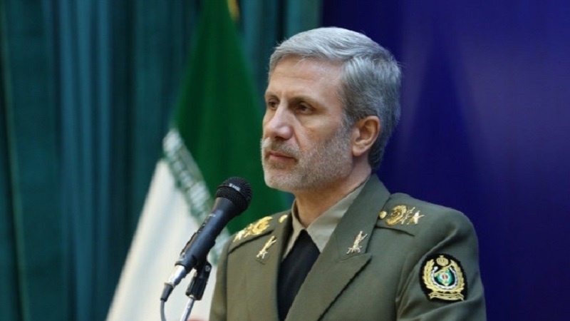 تاکید وزیر دفاع ایران بر افزایش توان دفاعی