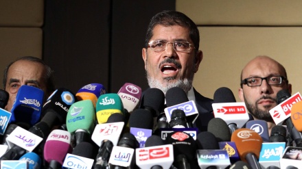 मिस्र के पहले निर्वाचित राष्ट्रपति, मुर्सी, अमरीका पर भरोसे की ताज़ा बलि कैसे बने?