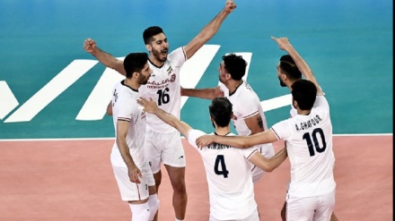 伊朗排球队在国际联赛中获得第三次胜利