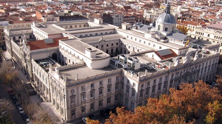 El Tribunal Supremo de España suspende la exhumación de los restos de Franco