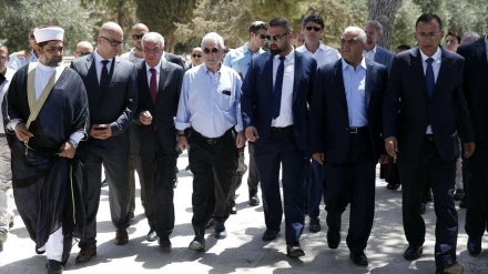 Visita de Piñera a Al-Aqsa con autoridades palestinas irrita a Israel