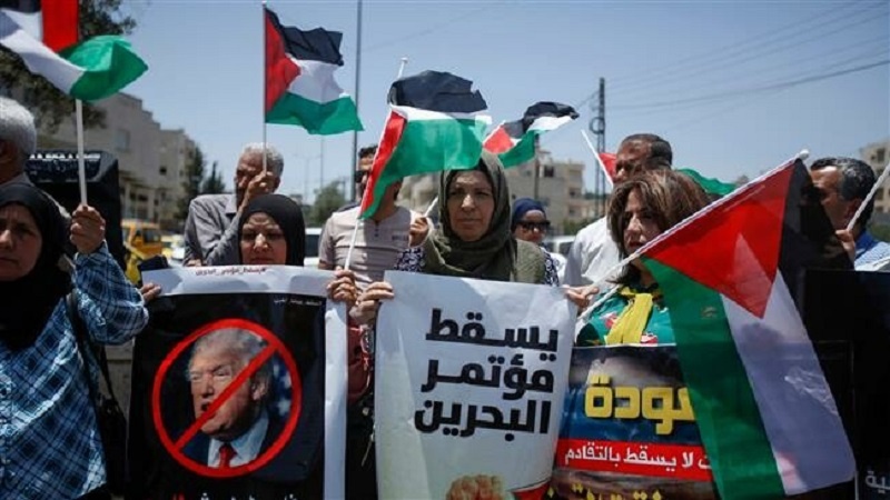 Para pengungsi Palestina di Lebanon menyatakan penolakan terhadap prakarsa Kesepakatan Abad.