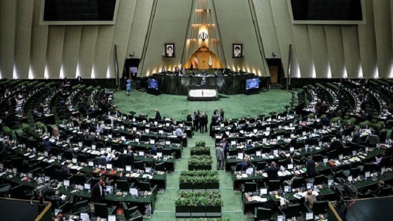 حمایت نمایندگان مجلس ایران از انهدام پهپاد جاسوسی آمریکا