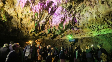 Die Ali Sadr-Höhle in Hamedan